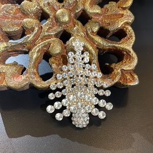 Rhinestone Christmas tree brooch